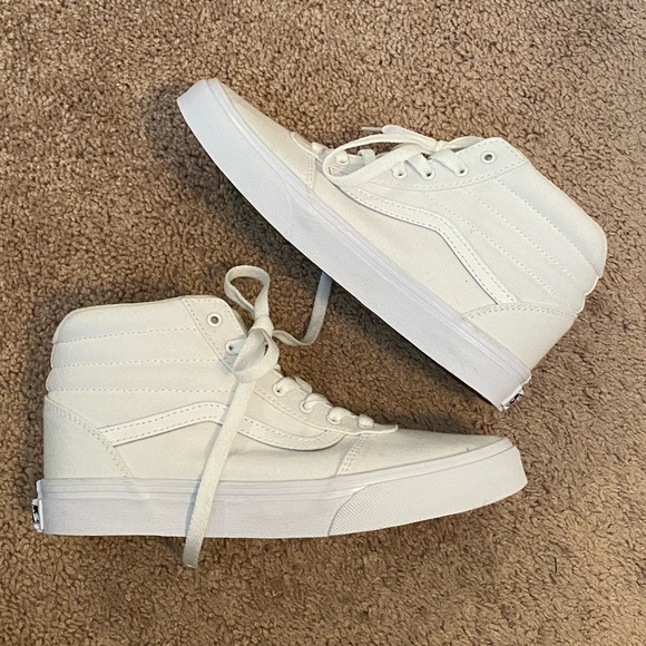 vans ward white sneakers